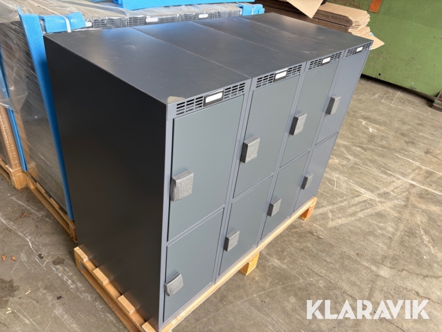 Værkstedskabe med lås Blika