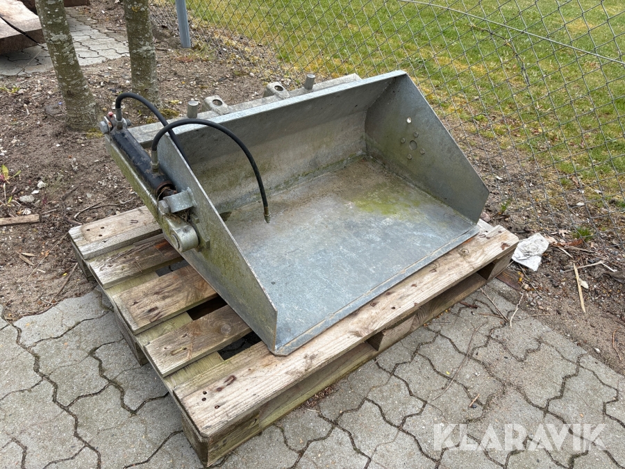 Graveskovl Stiga Titan 90