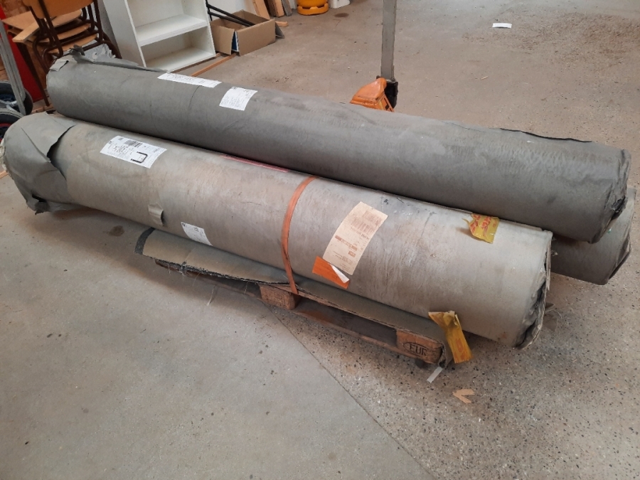 4 ruller Linoleum gulv