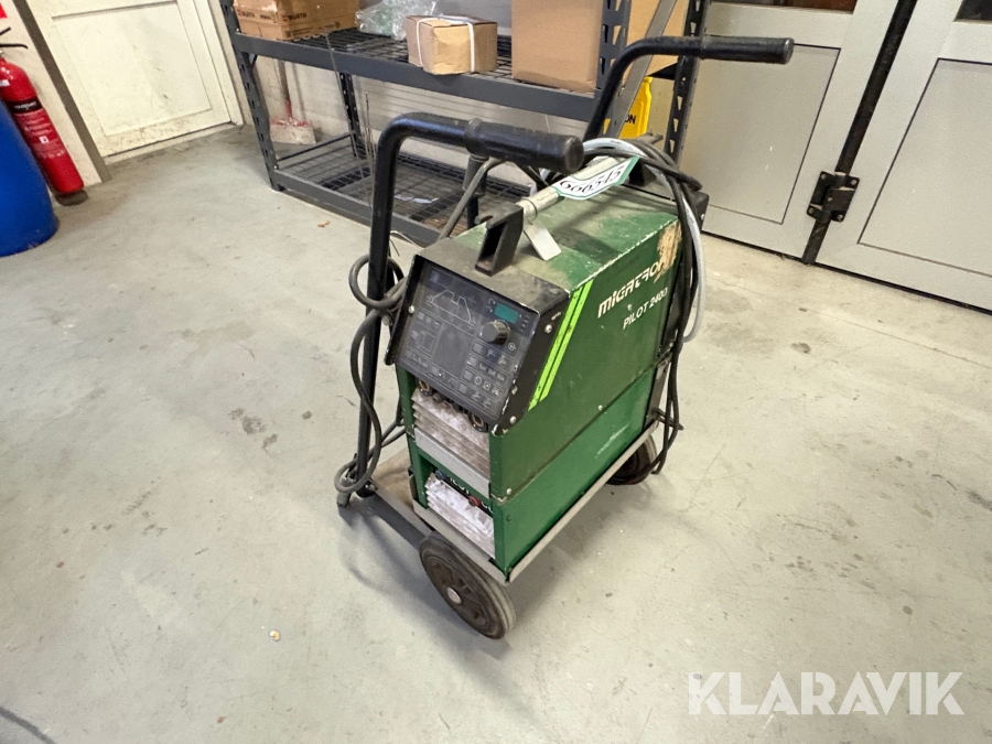 Svejsemaskine Migatronic Pilot 2400 vandkølet med vogn