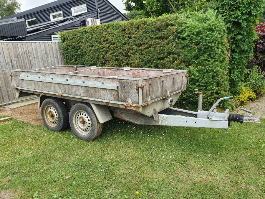 Trailer