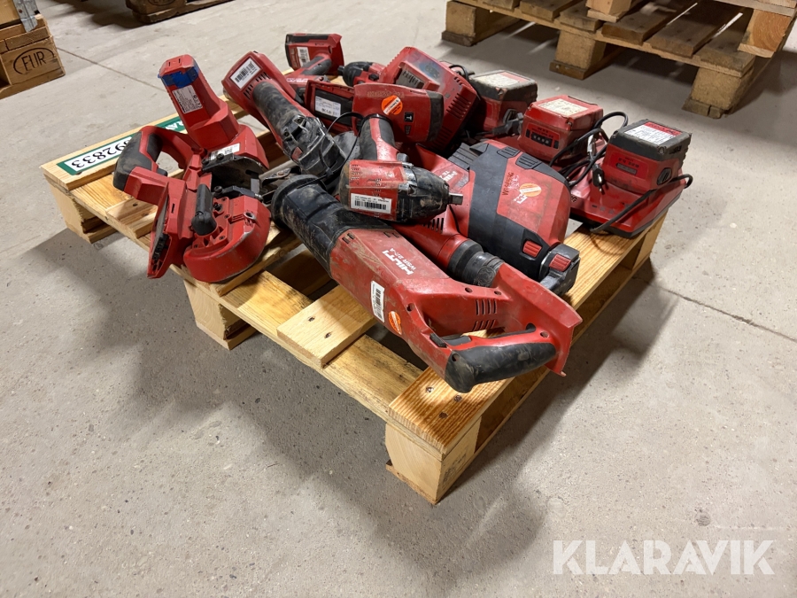 Værktøj Hilti 7 maskiner med 4 batterier og 1 oplader