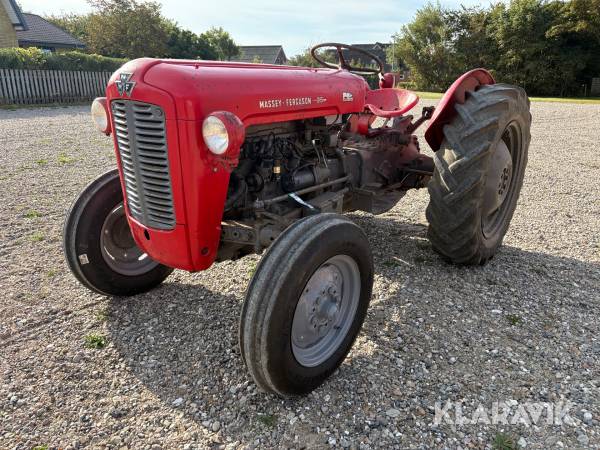 Veterantraktor Massey Ferguson 35