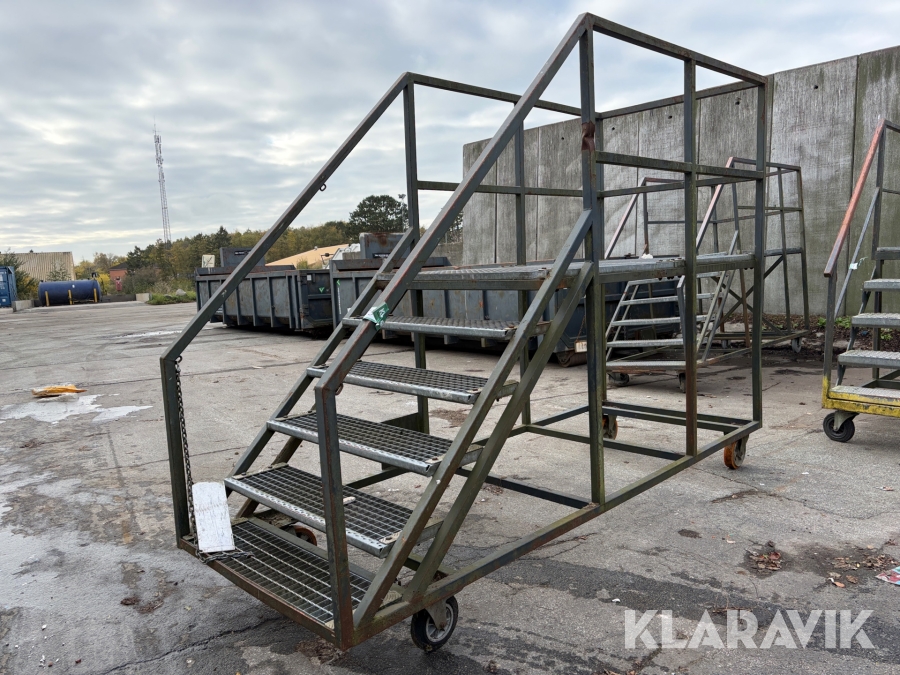 Arbejdesplatform med trapper 1 styk