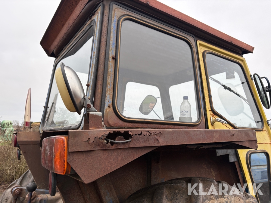 Veterantraktor Leyland 255, Odsherred, Klaravik auktioner