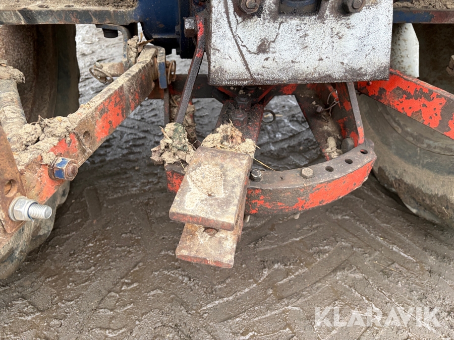 Veterantraktor Leyland 255, Odsherred, Klaravik auktioner