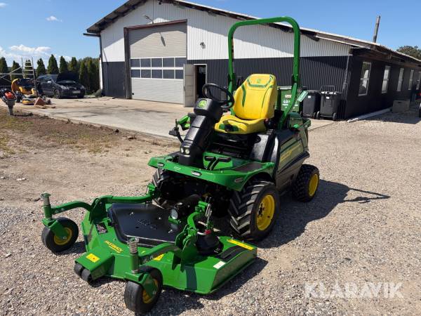 Græsslåmaskine John Deere 1550 M TerrainCut 62” FA