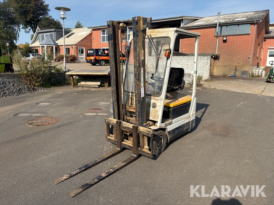 Truck Komatsu FB 18M - 2E
