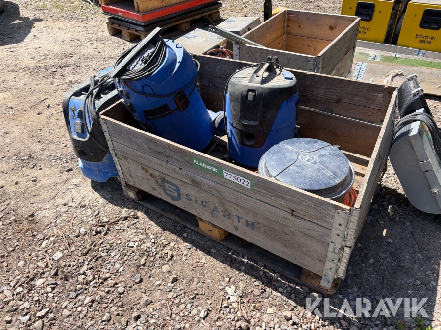 Industristøvsugere Nilfisk 4 Styk