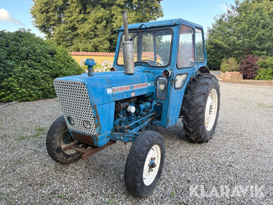 Veterantraktor Ford 2000