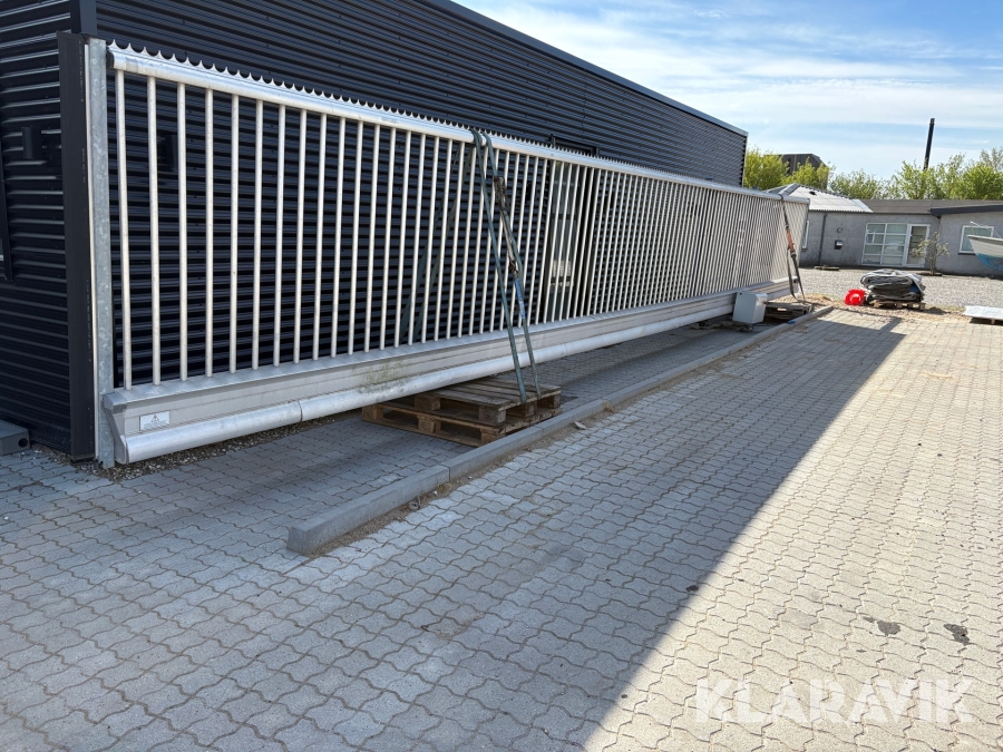 Port HW Eco Liner 1 automatisk alu skydeport