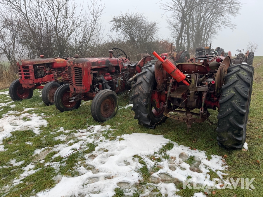 Veterantraktorer David Brown Bolinder-Munktell BM 425 og Bukh 3 styk