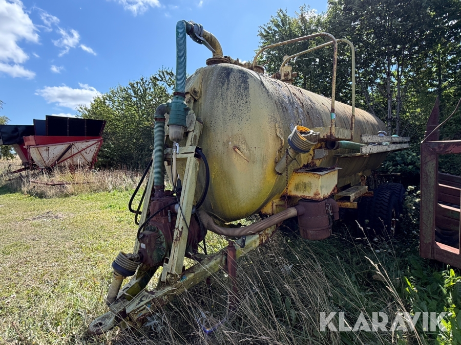Slamsuger Belarus 11 kubikmeter