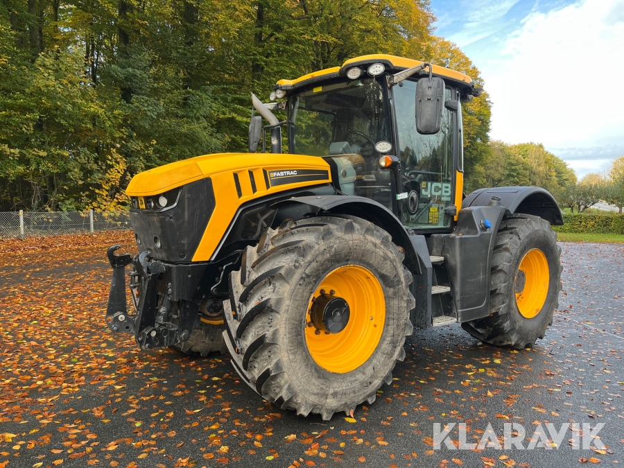 Traktor JCB Fastrack 4220 P14843X34