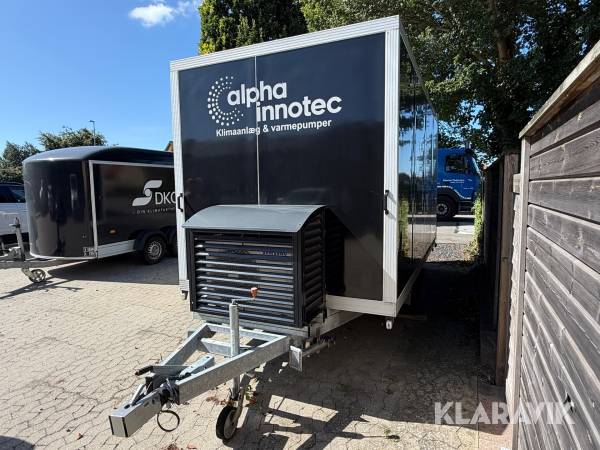 Trailer  UNSINN showroom