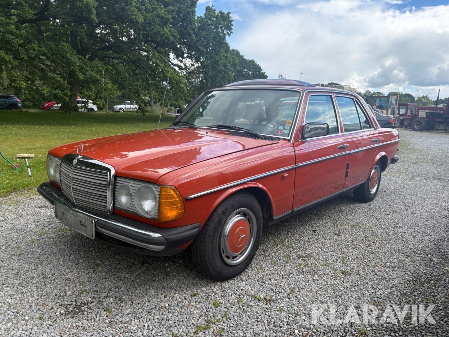 Veteranbil Mercedes-Benz 240 D