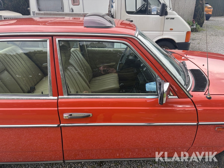 Veteranbil Mercedes-Benz 240 D