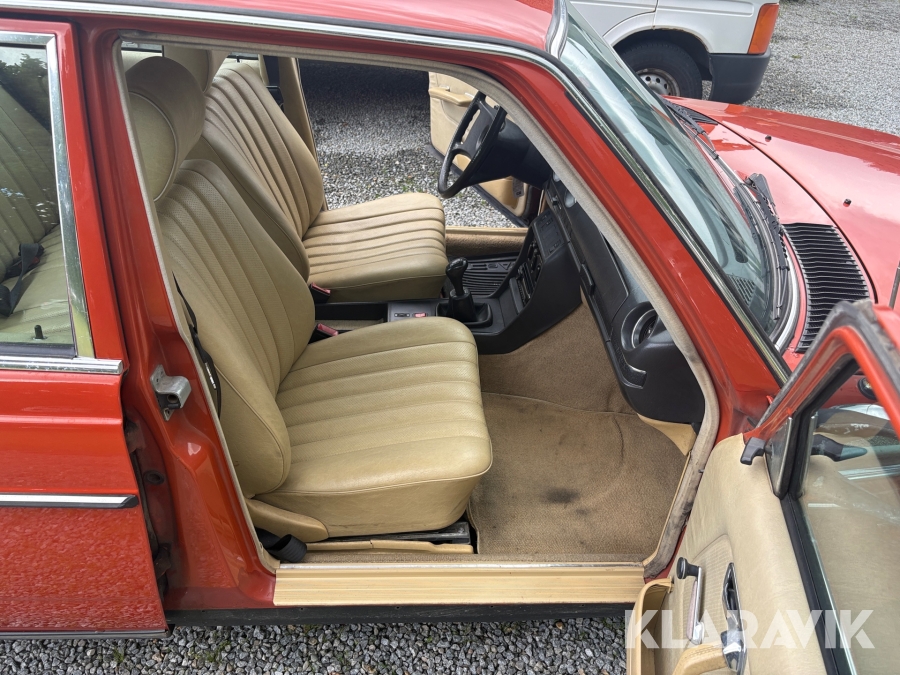 Veteranbil Mercedes-Benz 240 D
