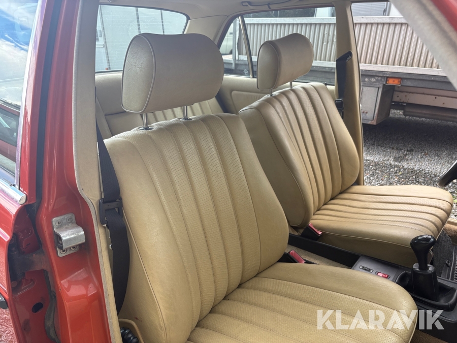 Veteranbil Mercedes-Benz 240 D