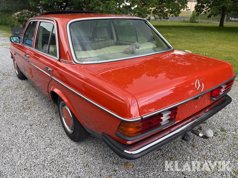Veteranbil Mercedes-Benz 240 D