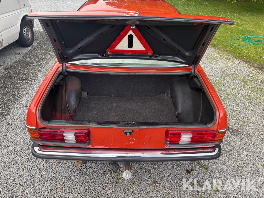 Veteranbil Mercedes-Benz 240 D
