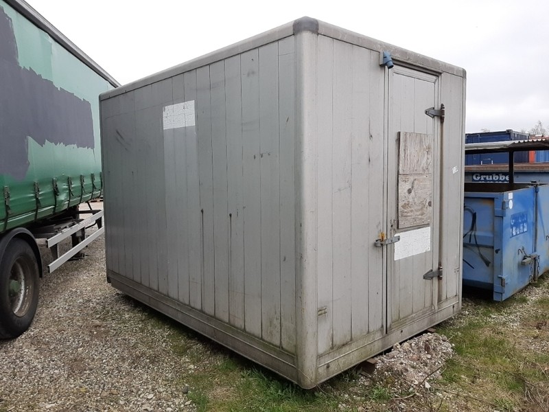 Container