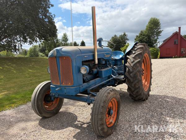 Traktor Fordson Major