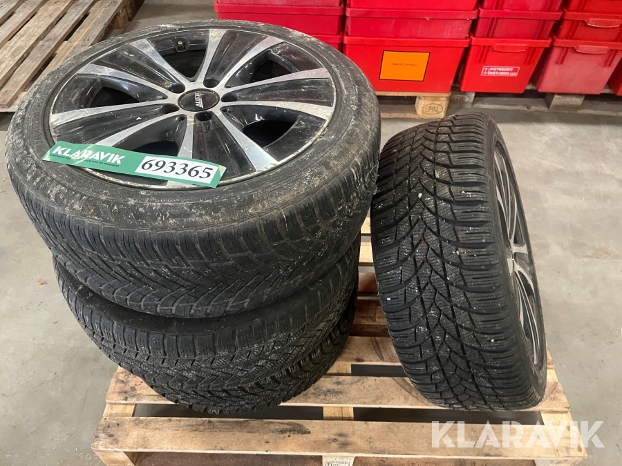 Alufælge med vinterdæk Alutec 18”  5hul