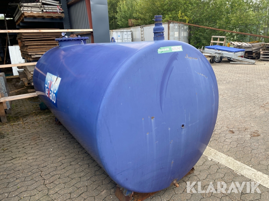 Diesel tank med opsamling. Thyholm olieservice 5900 liter