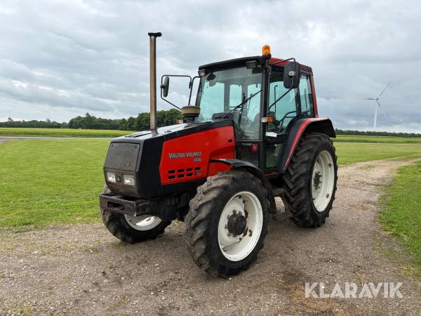 Traktor Valtra valmet 6400