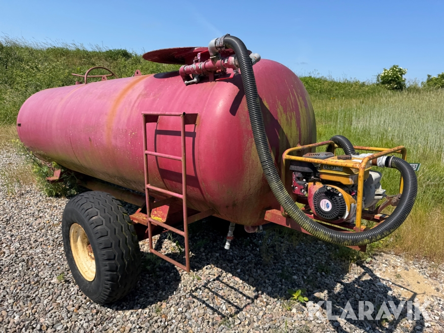 Tankvogn med kompressor, Kolding, Klaravik auktioner
