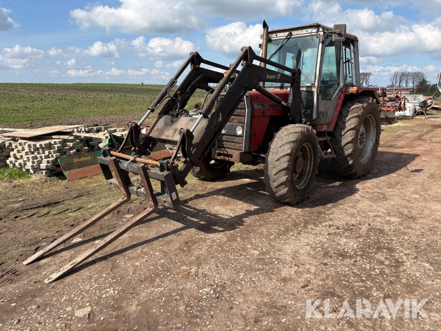Traktor Massey Ferguson 675