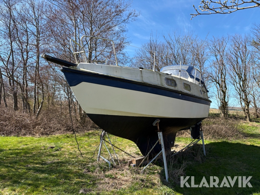 Motorsejler Medusa 26