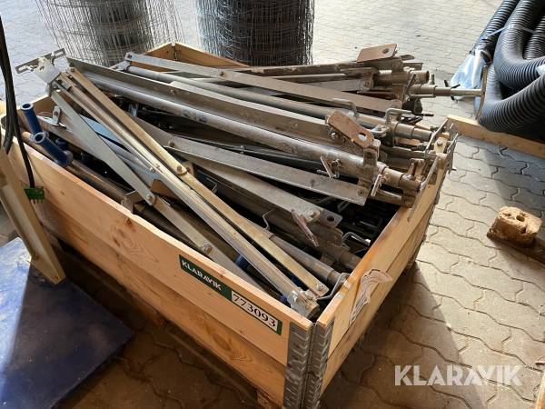 Lampestativer blandet lot