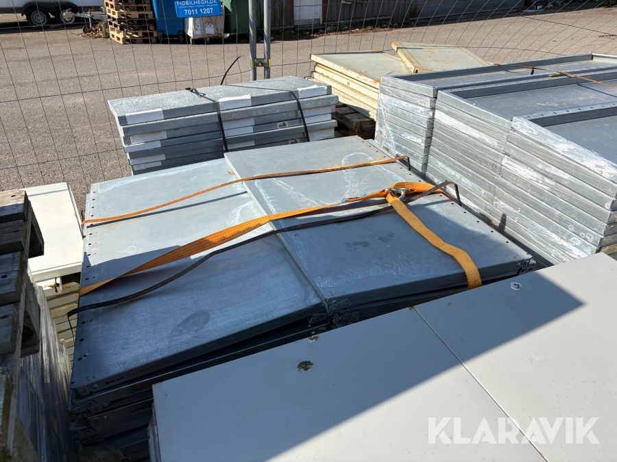 Gavle 18 styk, hylder 60 styk