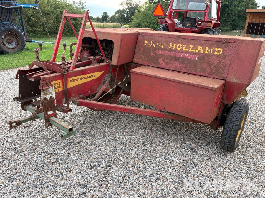 Ballepresser New Holland Super hayliner 268 