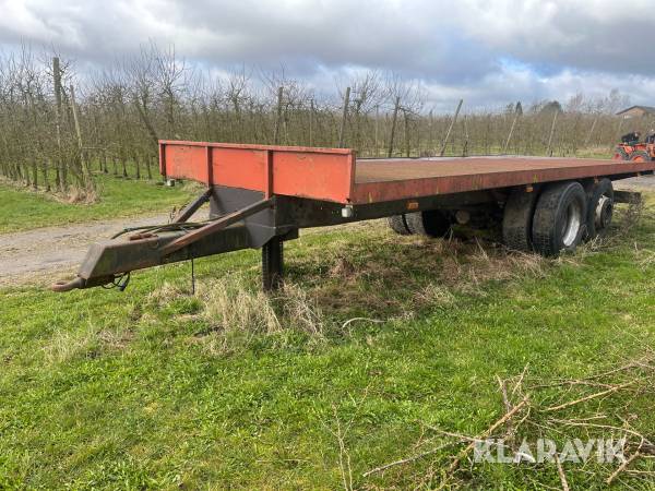 Traktorvogn med hydrauliske bremser.