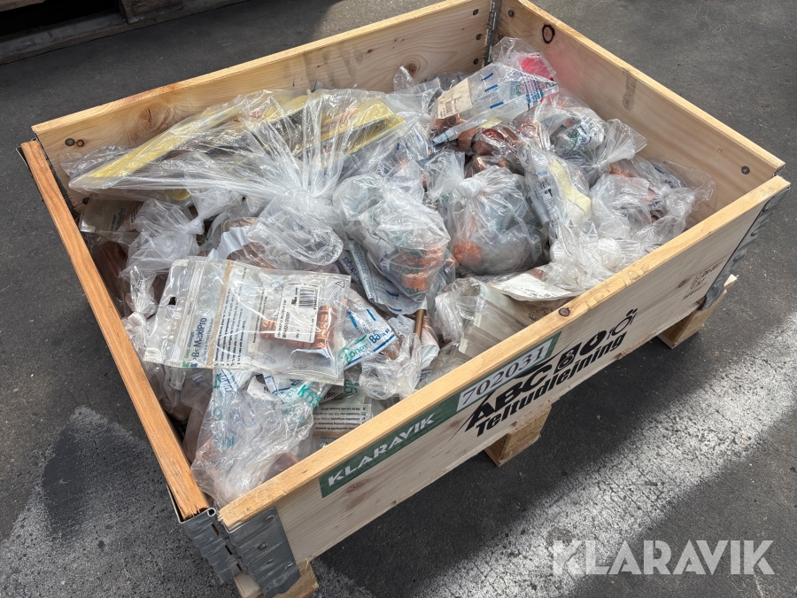 Blandet lot kobberfittings