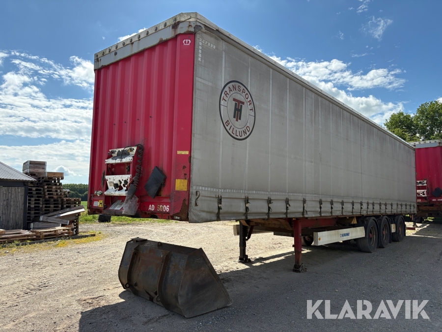 Trailer Krone SD med presseningsopbygning