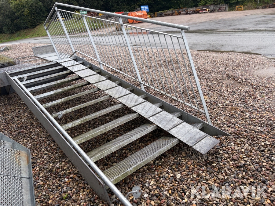 Trappe i galvaniseret stål
