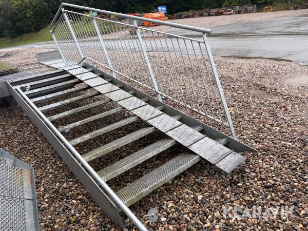 Trappe i galvaniseret stål