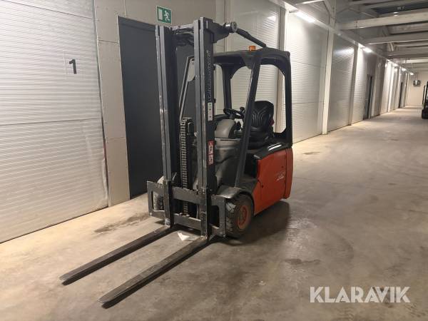 Gaffeltruck Linde E15-01