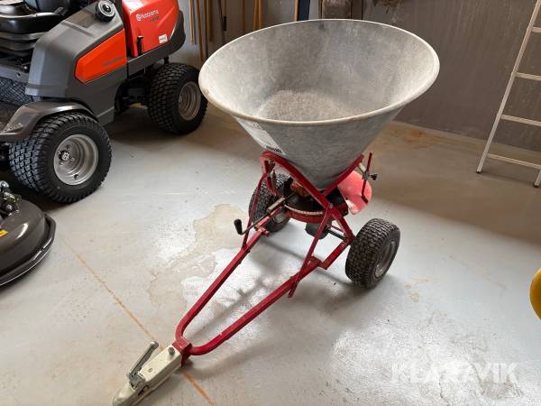 Salt spreder Rondini Spt100