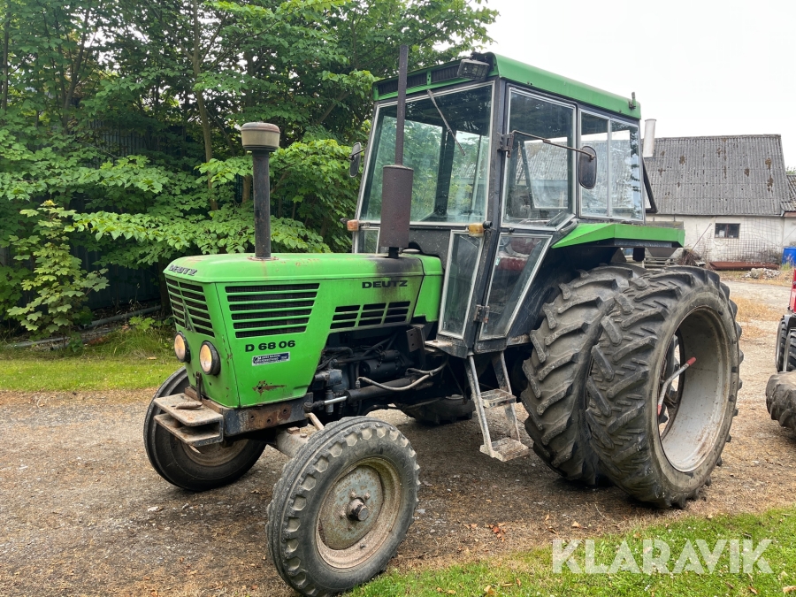 Veterantraktor Deutz D6806 med tvillingehjul