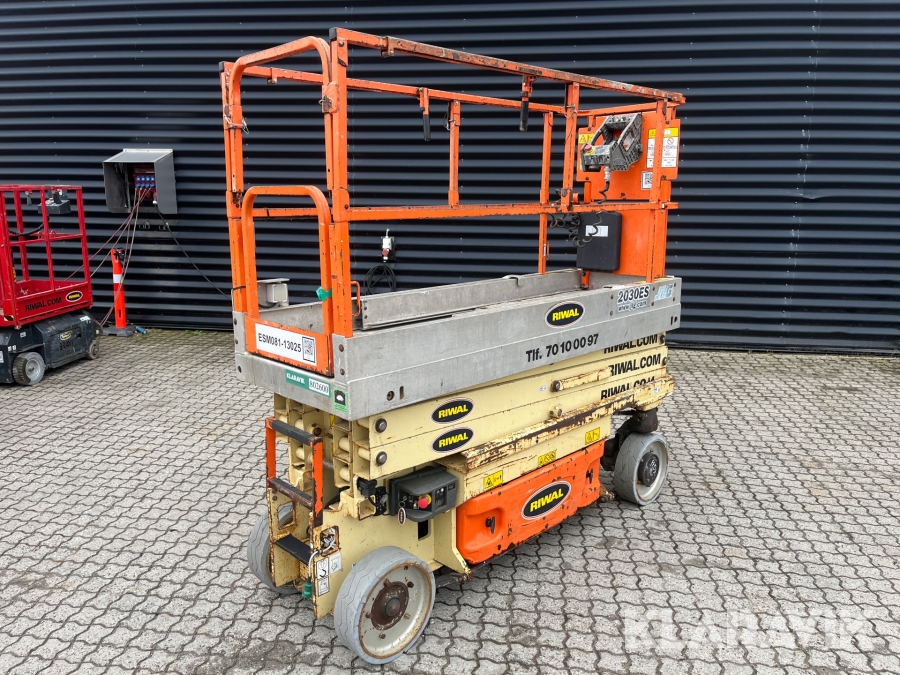 Sakselift JLG 2030ES 8meter