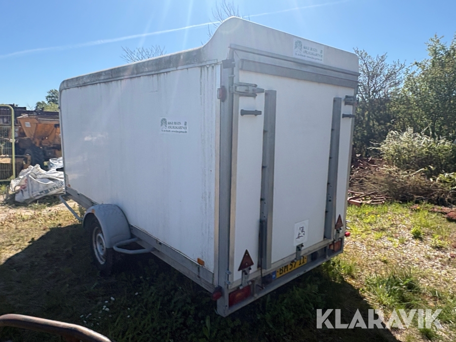 Lukket trailer Brenderup C05