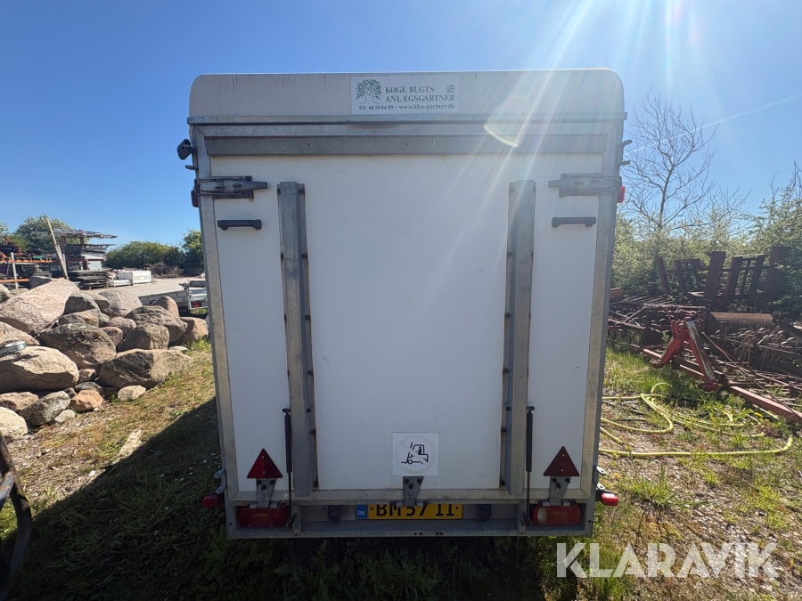 Lukket trailer Brenderup C05
