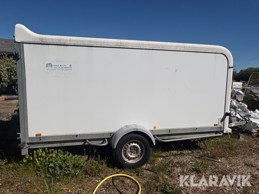 Lukket trailer Brenderup C05