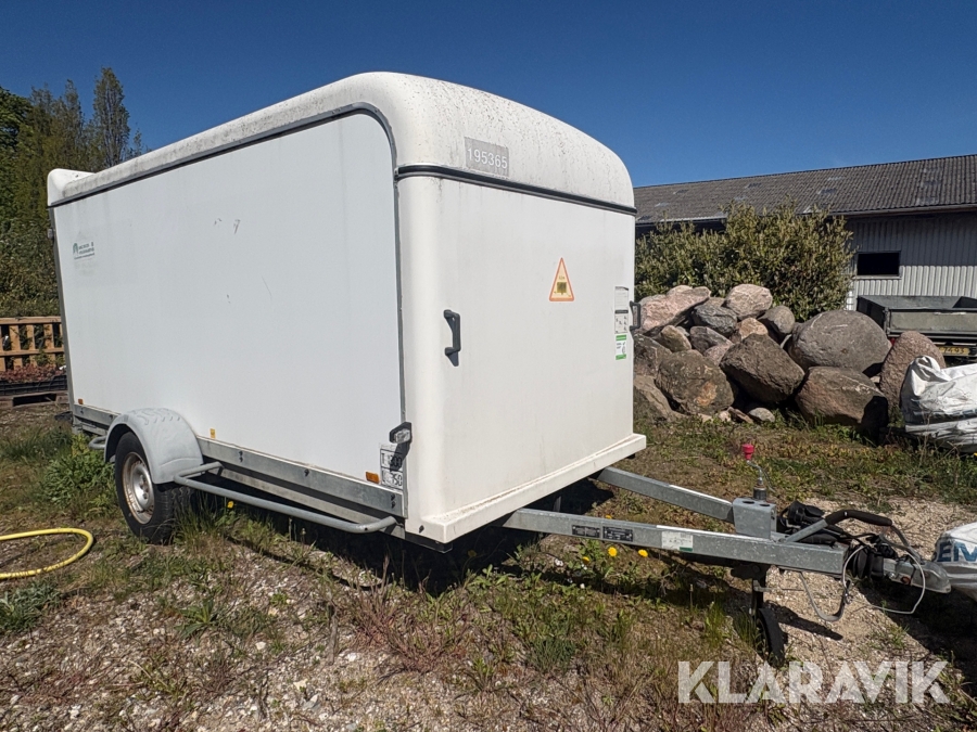 Lukket trailer Brenderup C05