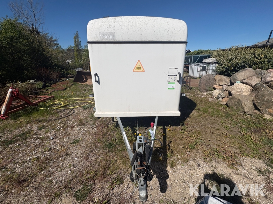 Lukket trailer Brenderup C05